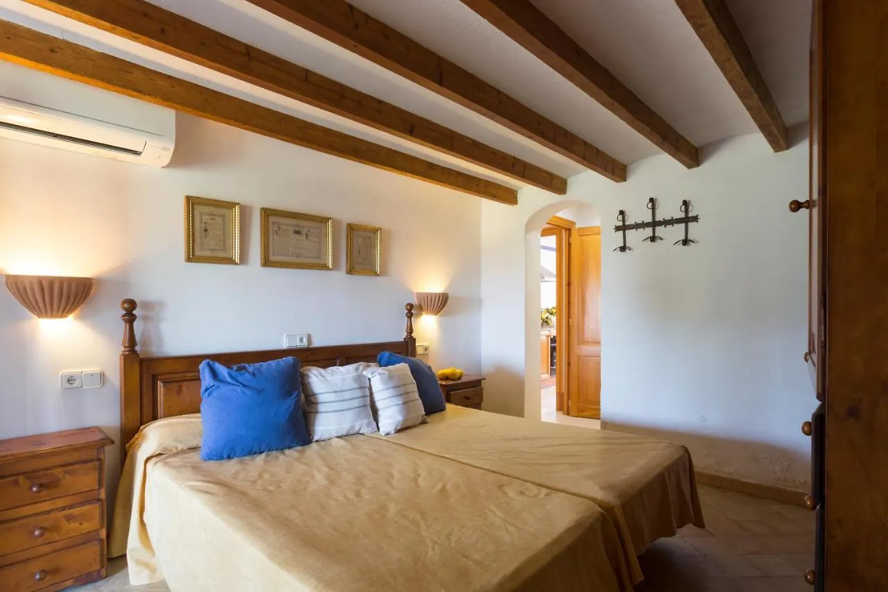 Ullal - Rural Charm Approx 73000 Meters Villa And Outdoor Adventure Agritourism Apartment With Private Mountain Path Approximately 5 Minutes Walking From The Beach Ideal For Relaxation Port de Pollenca Ισπανία